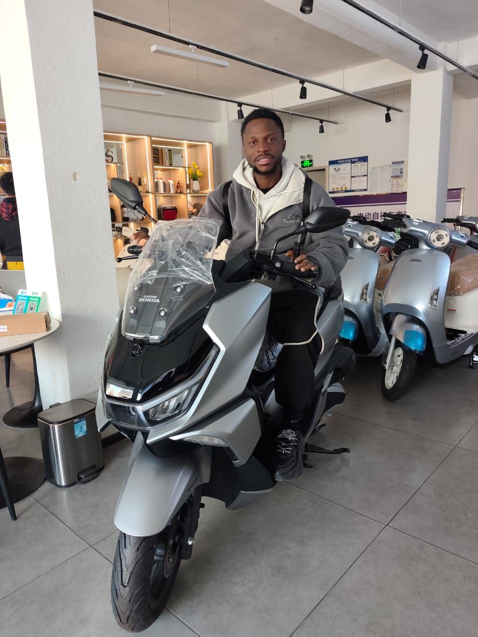 Professional procurement process management for international trade orders