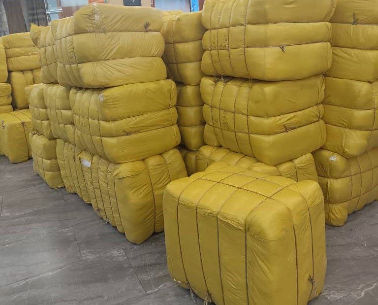 Secure and organized warehouse facility in China for goods consolidation